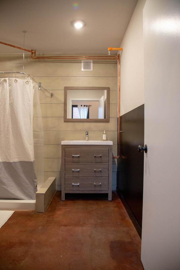 Eco Friendly Loft In Center City, Contactless Check In - Hive Room Φιλαδέλφεια Εξωτερικό φωτογραφία